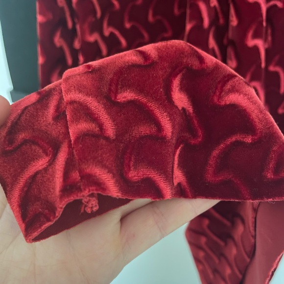 red velvet ALGO dress - Picture 3 of 7